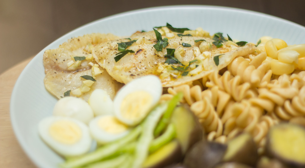 Tilapia al horno en bowl Recetas y Consejos UMI Foods